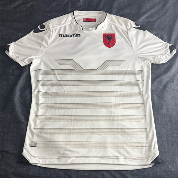 Albania 🇦🇱 National Team Macron Away Jersey - Picture 1 of 7